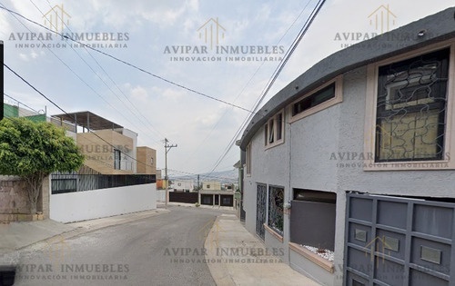 Venta De Casa En Lomas Lindas,cd. Lopez Mateos, Atizapan De Zaragoza Alc128