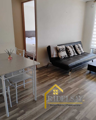 Casa En Venta En Regimiento Arica | Ridelsay (108232)