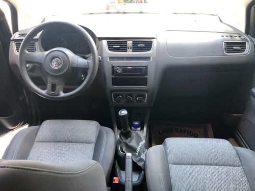 Volkswagen Fox 1.0 Tec (flex) 4p 2014