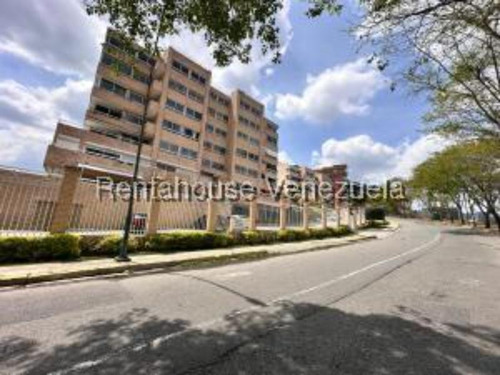 #25-18975 Excelente Apartamento En Lomas Del Sol