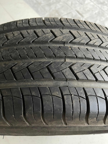 Caucho Sportrak 255/70r16