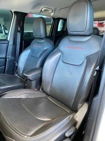 Imagem 5 de 8 de Jeep Renegade 2.0 16v Turbo Diesel Trailhawk 4p 4x4
