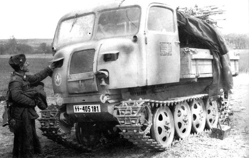Tracto Camión Oruga Alemán 2 Guerra Mundial Rso/01 1:72