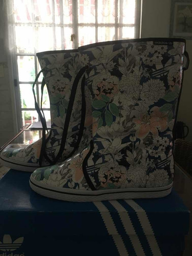 Botas adidas Lluvia, En Caja. Impecable Estado. Talle 40