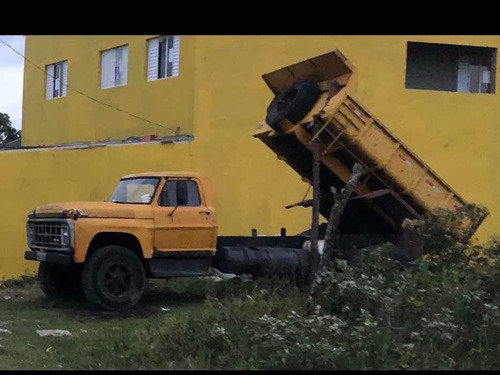 Imagem 1 de 8 de Ford F 700