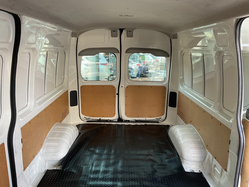 Toyota Hiace 2.7 Panel Super Larga Mt