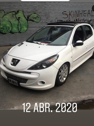 Peugeot 207 2012 1.6 Xt