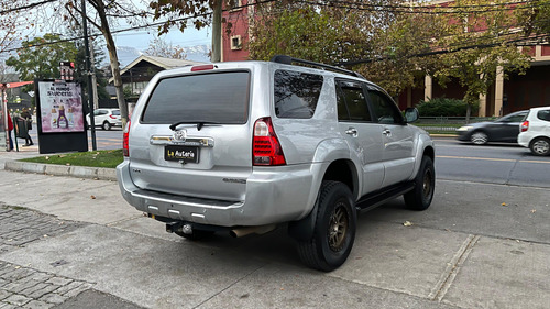 Toyota 4Runner SR5 V6 4.0 4x2 AUT