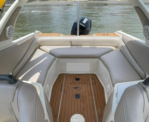 Lancha Runner 26 + Mercury 200hp 4t