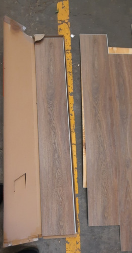 Imagen 5 de 9 de Piso Vinilico Click Spc 4mm Alto Transito Símil Madera X M²