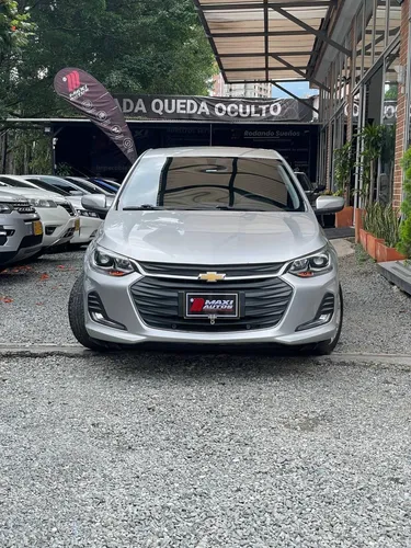 Chevrolet Onix 1.0T Premier Hatch At