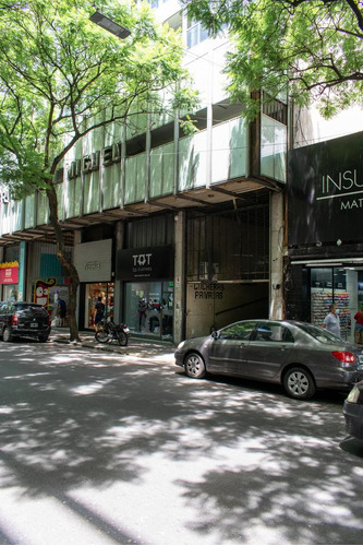 Cochera A La Venta En El Centro De Rosario, Calle San Luis.