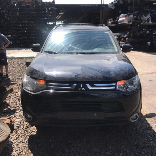 Sucata Mitsubishi Outlander 3.0 2013/2014 240cvs