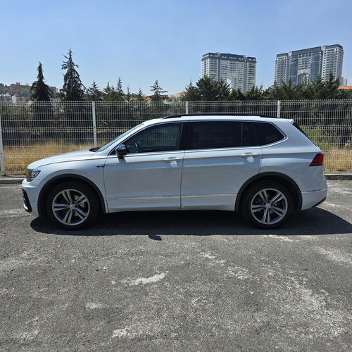 Volkswagen Tiguan 1.4 R Line 150hp
