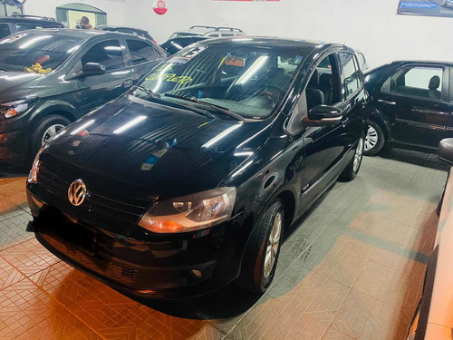 Imagem 1 de 10 de Volkswagen Fox 2013 1.6 Vht Prime Total Flex 5p