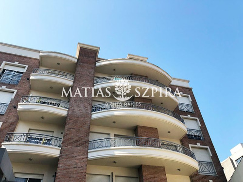 Departamento En Venta En Castelar Norte