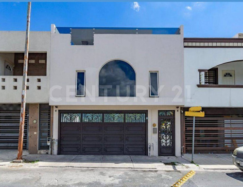 Casa En Venta En Jardines De Andalucía, Guadalupe