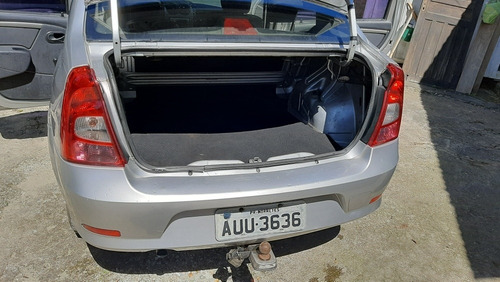 Renault Logan 2011 1.0 16v Authentique Hi-flex 4p