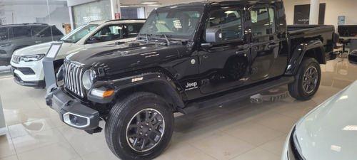 Imagen 4 de 17 de Jeep Gladiator Overland 2023