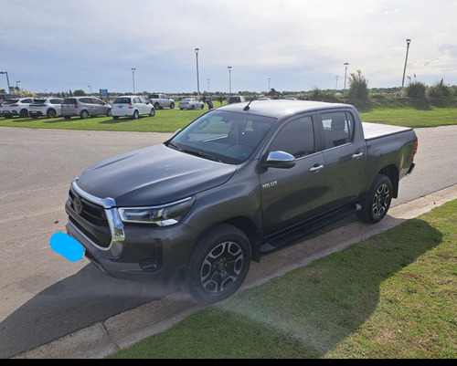 Toyota Hilux 2.8 Cd Srx 177cv 4x4