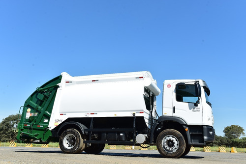 Caminhão Compactador De Lixo 15m³ Locação Aluguel