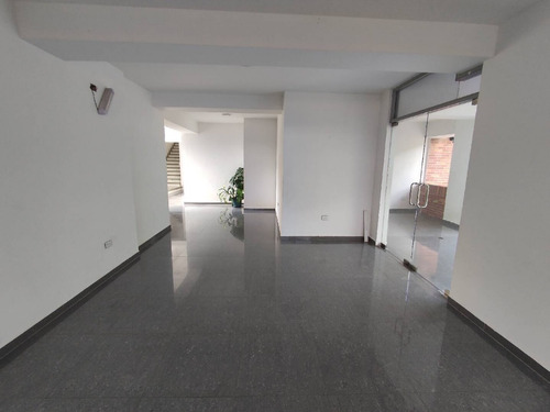 Imagen 6 de 16 de Yasmin Roa En Venta Hermoso Penthouse En Venta En Manantial Naguanagua (130 M2) Cod 449642