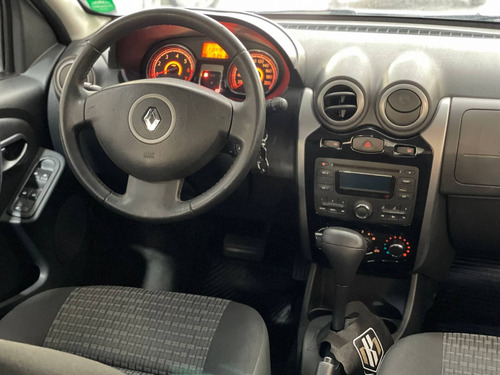 Imagem 9 de 10 de Renault Sandero 1.6 Privilége 16v Flex 4p Automático