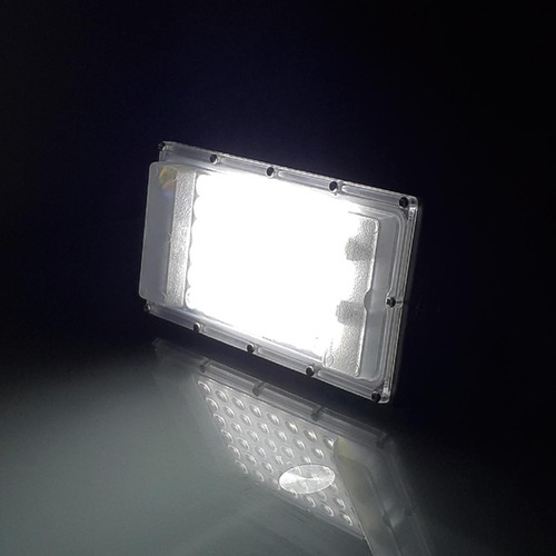 Lampara Led Reflector 50w 3600lm Luz Dia Mica Opaca 4pz