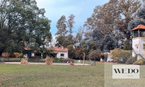 Casas Estilo Colonial Sobre 22.000 M2 De Terreno! Pegado A Country Martindale