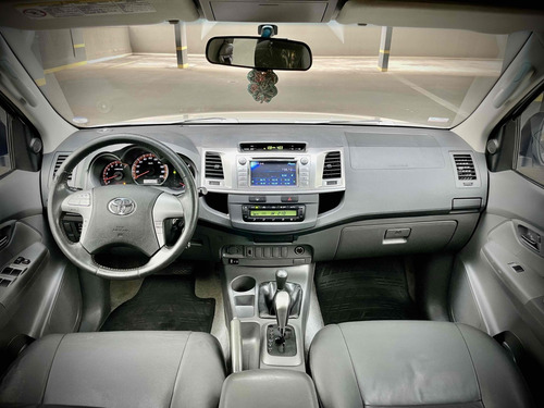 Toyota Hilux 2.7 SRV 4X4 CD 16V FLEX 4P AUTOMÁTICO