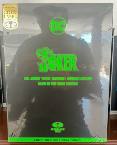 Joker Titan Glow In The Dark Edition Mcfarlane Dc Multiverse
