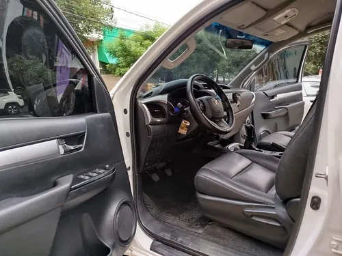 Toyota Hilux 2.4l 4x4