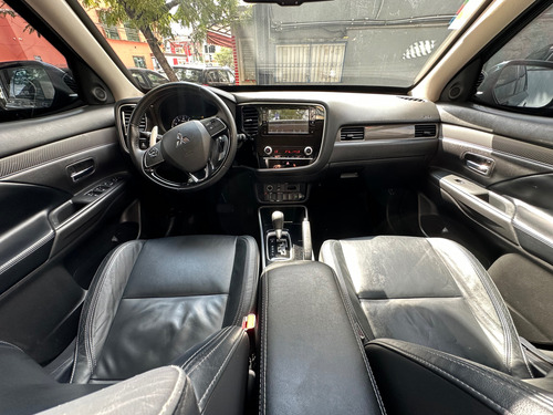 Mitsubishi Outlander 2.0 Hpe Cvt 5p