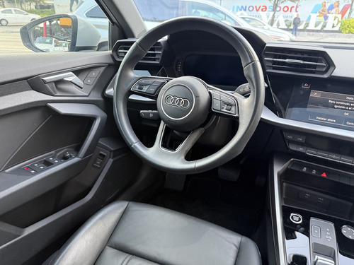 Audi A3 1.4 Sedán 35tfsi Dynamic At Dsg
