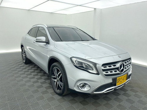 Imagen 13 de 25 de Mercedes Benz Gla 200 2020