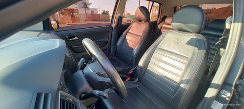 Volkswagen Fox 1.6 16v Msi Highline Total Flex I-motion 5p