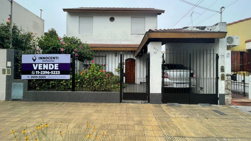 Excelente Propiedad 4 Amb. Con Patio Y Terraza Barrio Parque San Andres