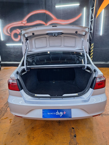 Volkswagen Voyage 1.6 Msi Trendline Total Flex 4p