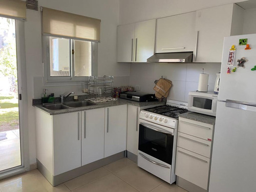 Venta Dúplex 2 Ambientes Cochera Parrilla Jardin