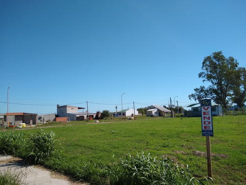 Timbúes, Terrenos Céntricos En Calle 25 De Mayo E Islas Malvinas