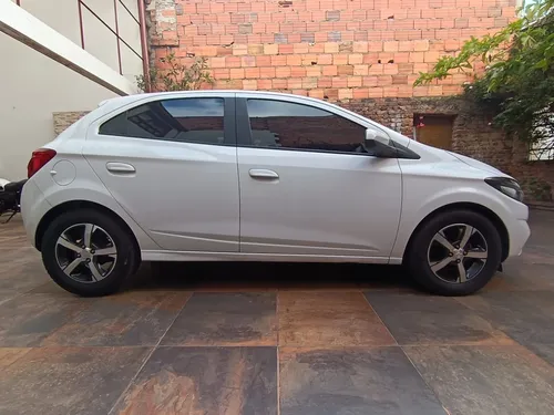 Chevrolet Onix 1.4 Ltz 5 p