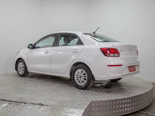 Kia 1.4 Lx Ac Mt Soluto