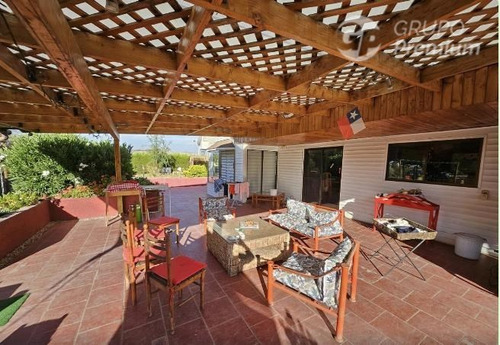 Hermosa Casa A La Venta, 4d+5b+10est.+pisc., Bat