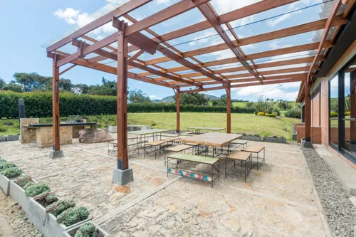 Casa En Venta En Valle Alto De La Pradera. Cod A5569