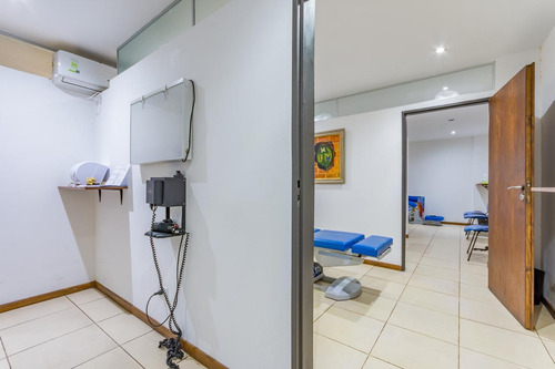 Imagen 8 de 25 de Venta/permuta - Local 291 M2 Totales, Edificado En Dos Plantas - Luis Agote, Rosario.