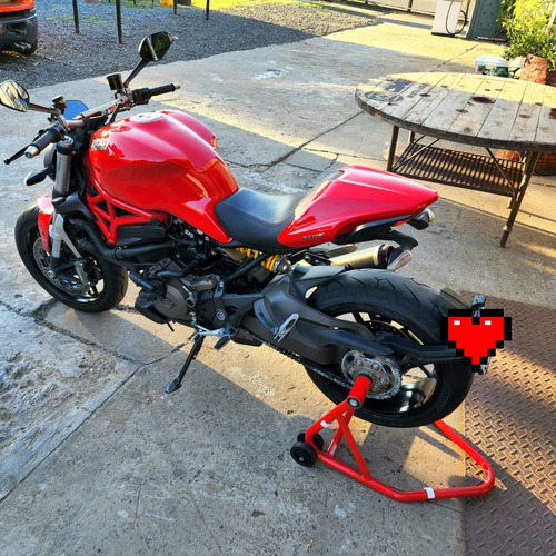 Imagen 2 de 2 de Caballete Elevador Monobrazo Brokko Moto Ducati Monster 1200