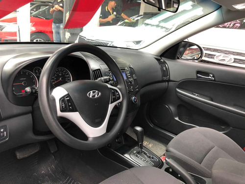 Hyundai I30 Cw 2.0 Mpfi Gls 16v Gasolina 4p Automático