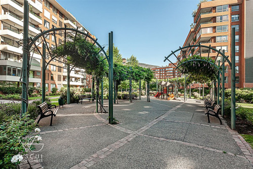 Departamento En Venta De 4 Dorm. En Vitacura