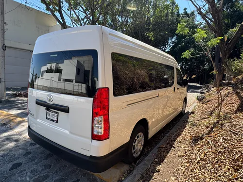 Toyota Hiace 2.7 Ventanas Superlarga Mt