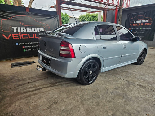 Chevrolet Astra Advantage 2.0 MPFI 8V FlexPower 5p